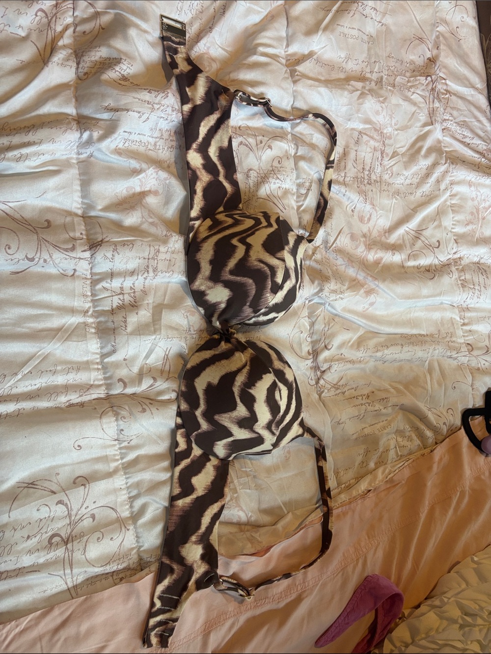 Victoria's Secret Black and Cream Printed Swim Bra